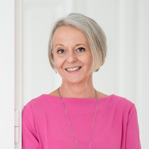 Portrait der Medizinjournalistin und Buchautorin Sabine Fisch